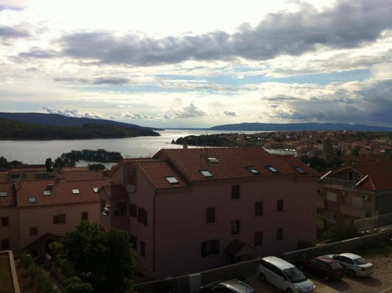 Apartments Pongrac Cres Εξωτερικό φωτογραφία