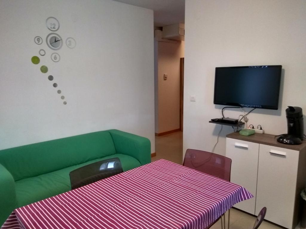 Apartments Pongrac Cres Εξωτερικό φωτογραφία